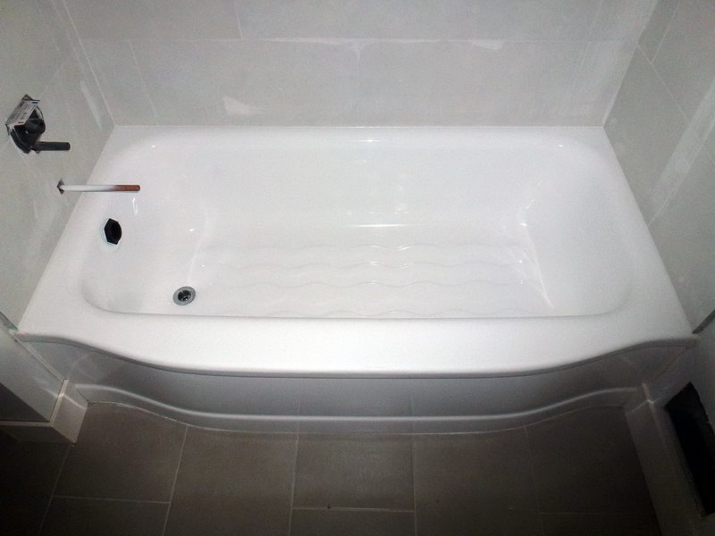 how to repair fiberglass bathtub