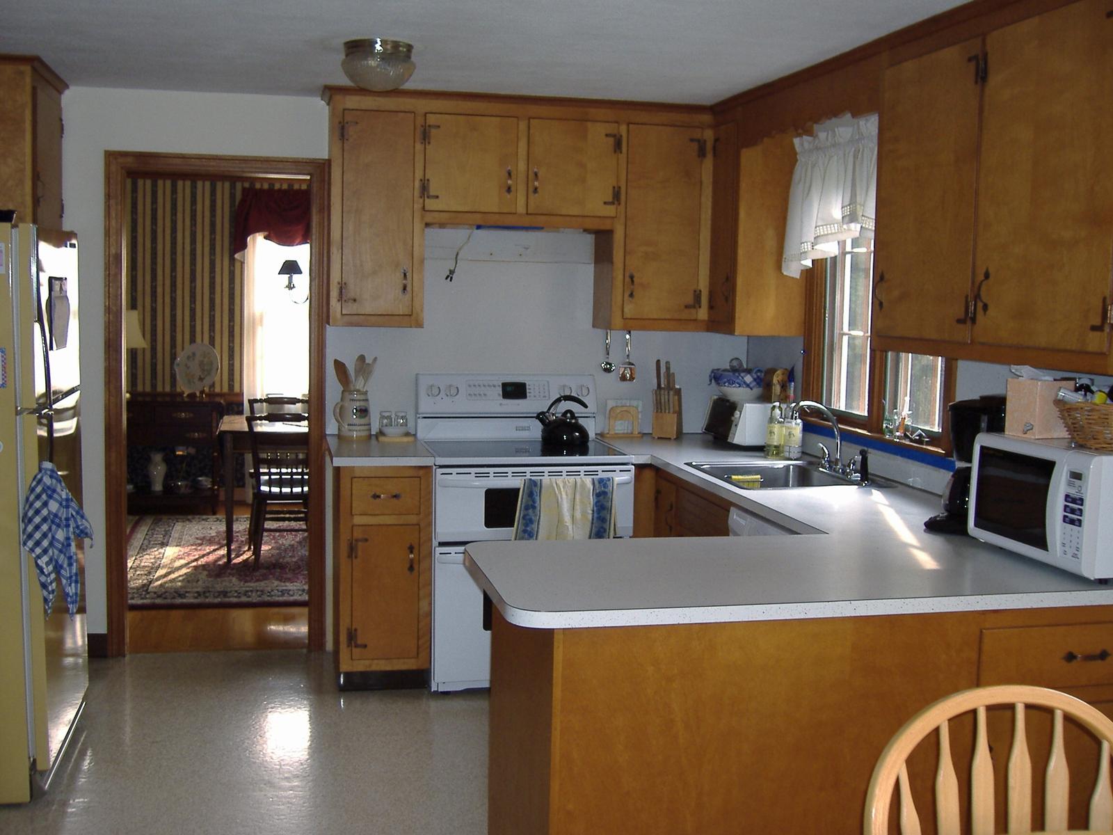 small kitchen remodeling ideas